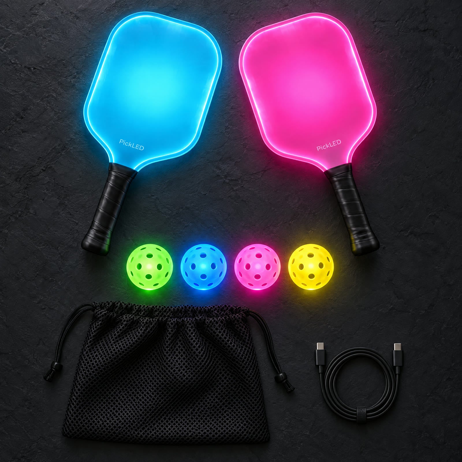 Two paddles, four LED balls, a carry bag and a cable